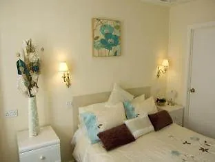 Brooklands Hotel Bournemouth 3*,